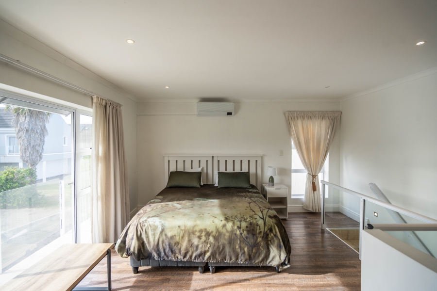 6 Bedroom Property for Sale in Royal Alfred Marina Eastern Cape
